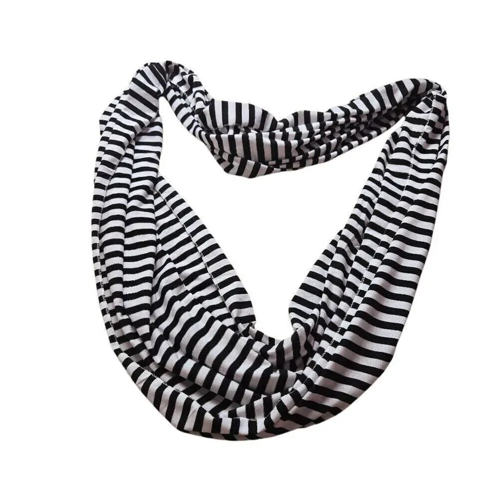 Woman black white stripped infinity scarf